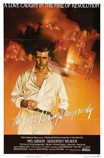 دانلود فیلم The Year of Living Dangerously 198251713-1445780178
